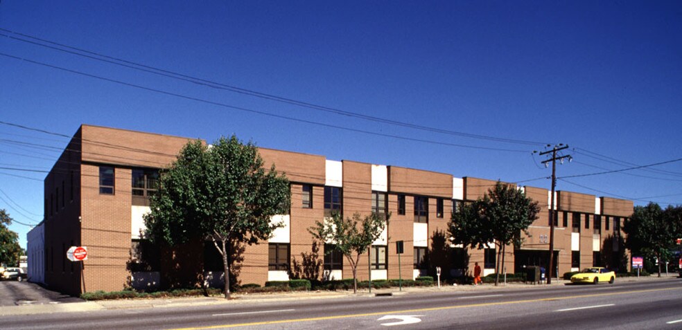 More Photos Of 22 Jericho Tpke, Mineola Medical For Lease