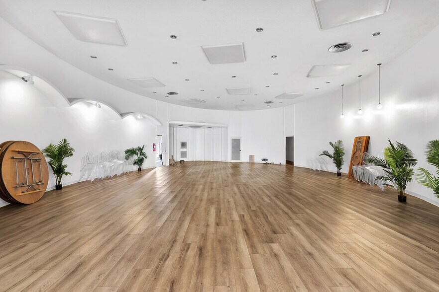 More Photos Of 331 Georgia St, Vallejo Storefront For Sale