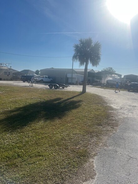 More Photos Of 4225 Taylor Rd, Punta Gorda Industrial For Sale