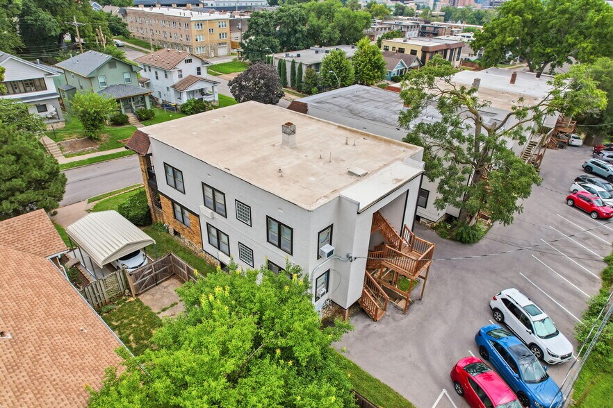 More Photos Of 4340-4342 Holly St, Kansas City Multifamily For Sale