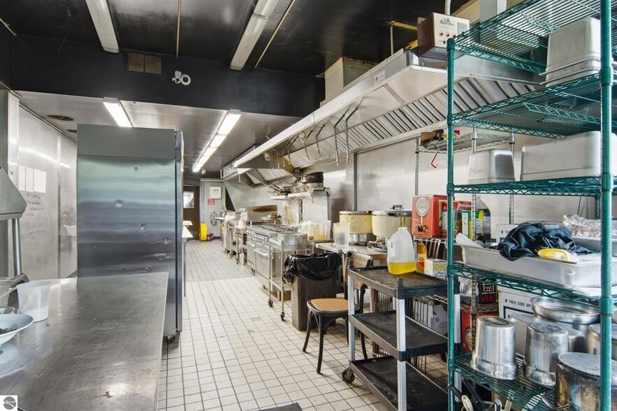 More Photos Of 104 W Main St, Lake Leelanau Restaurant For Sale