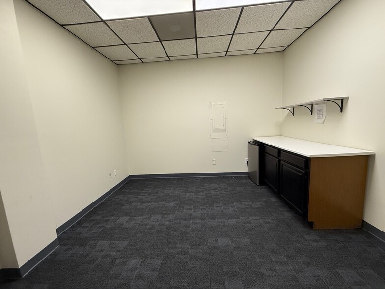 More Photos Of 22335 Exploration Dr, Lexington Park Office For Sale