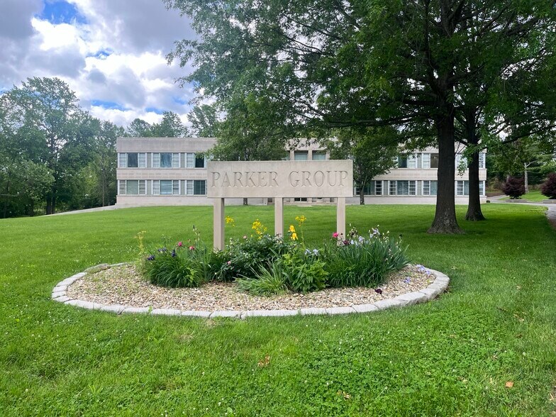 More Photos Of 2222 8th St, Bedford Office Residential For Sale