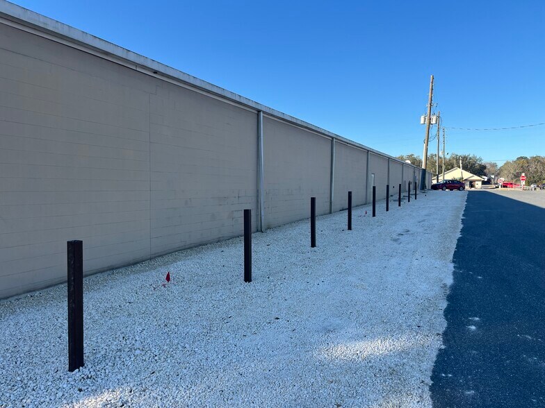 More Photos Of 956 S US Highway 41, Inverness Warehouse For Sale