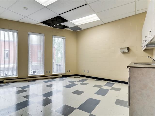 More Photos Of 107-111 Rue Maclaren E, Gatineau General Retail For Lease