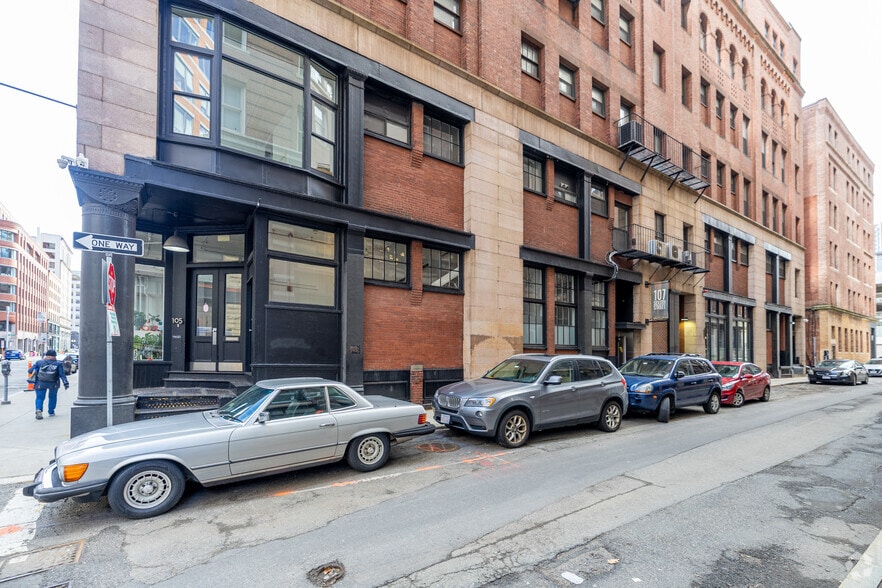 More Photos Of 107 South St, Boston Apartments For Lease