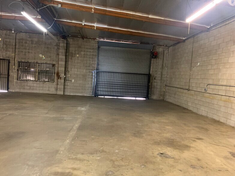 More Photos Of 1390 Newton St, Los Angeles Warehouse For Lease