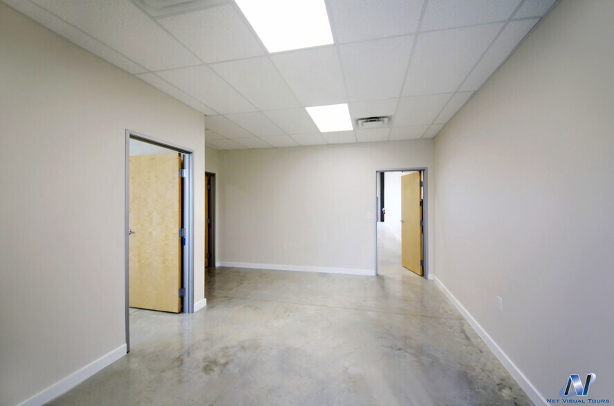 More Photos Of 7696 183A Toll Rd, Leander Warehouse For Lease