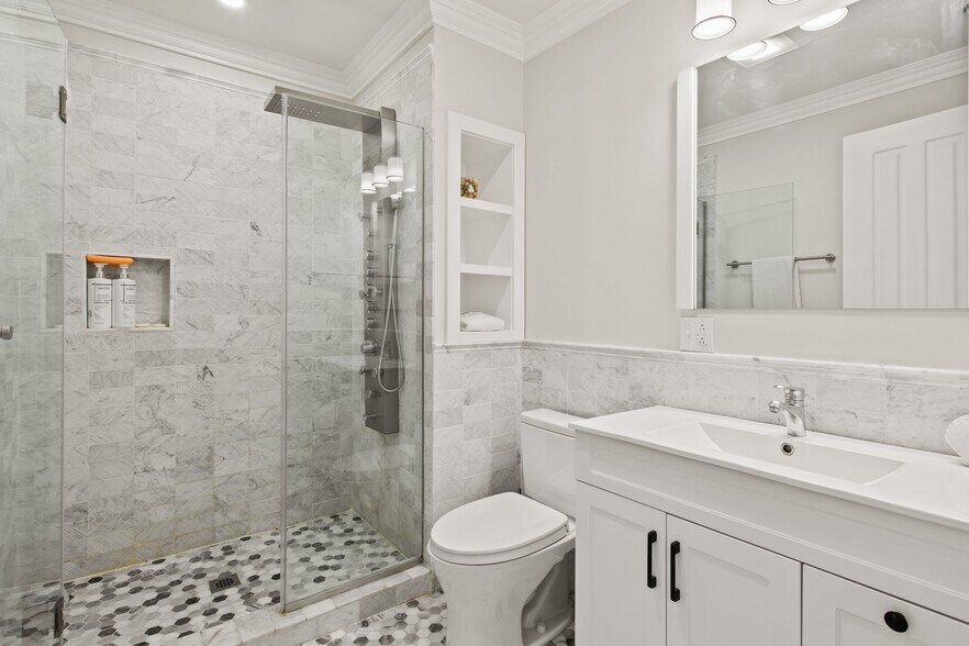 More Photos Of 114-116 E Main St, Penn Yan Storefront Retail Residential For Sale