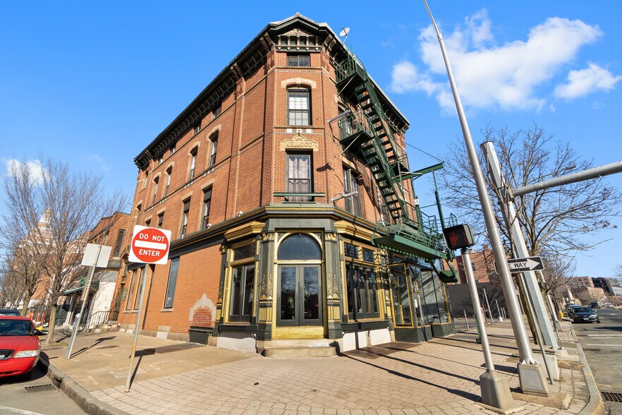 More Photos Of 5-7 Elm St, New Haven Office For Lease