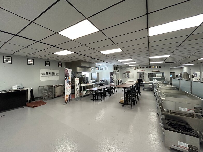 More Photos Of 5051 Rivers Ave, Charleston Industrial For Lease