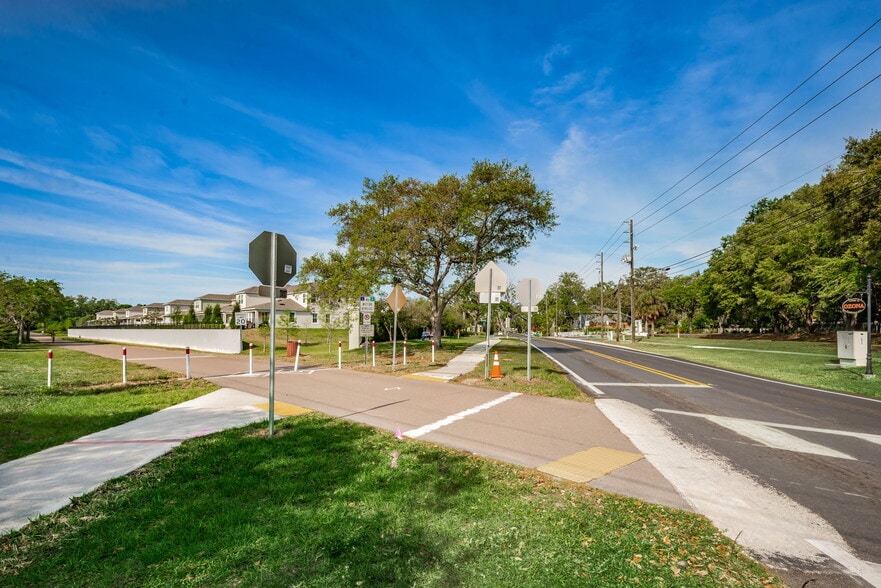 More Photos Of 1231 Illinois Ave, Palm Harbor Apartments For Sale