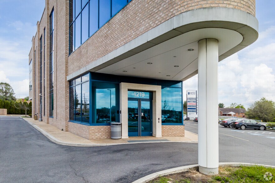 More Photos Of 1219 Mt. Aetna Rd, Hagerstown Office For Lease