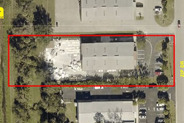 More Photos Of 5660 Zip Dr, Fort Myers Warehouse For Lease