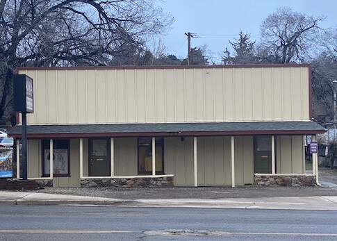 More Photos Of 723 E Gurley St, Prescott Storefront Retail Office For Sale