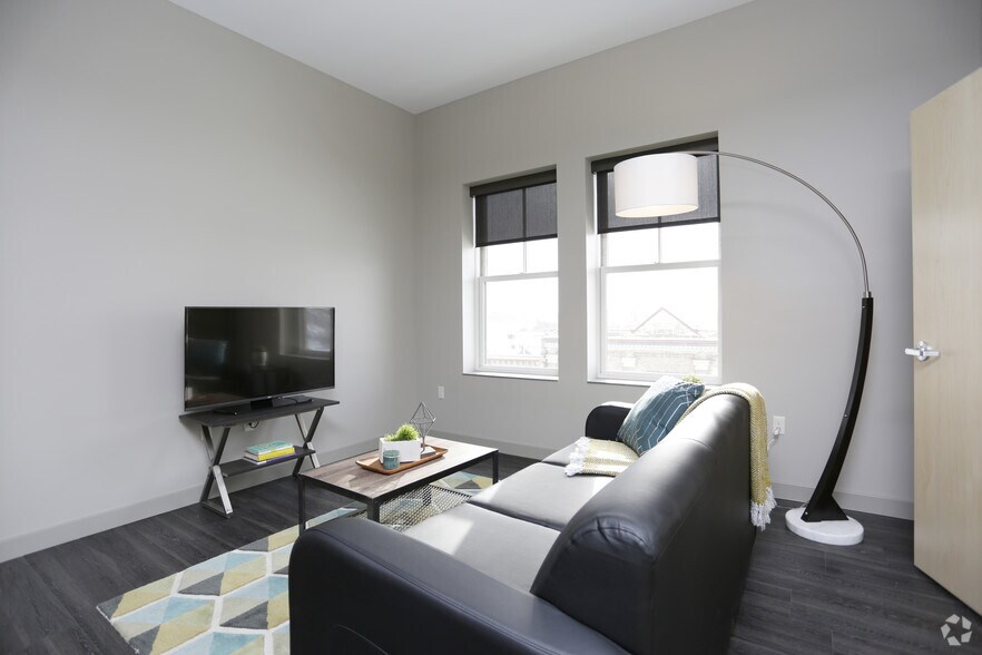 More Photos Of 415 Bridge St NW, Grand Rapids Apartments For Lease
