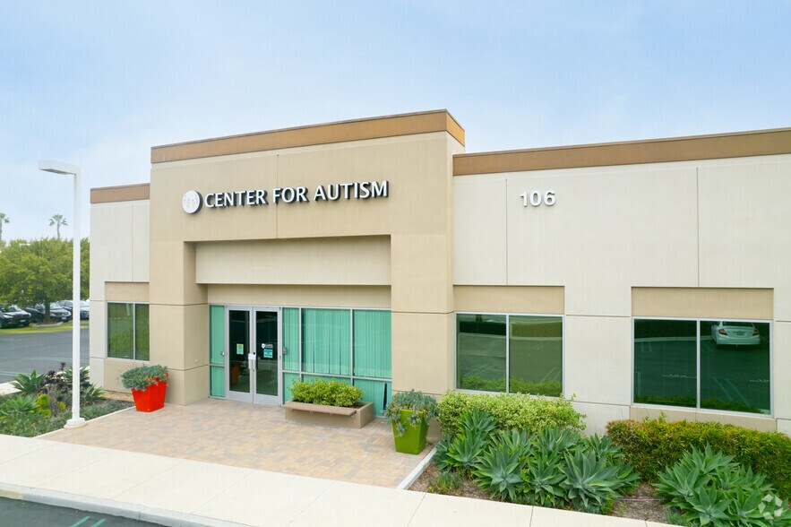 More Photos Of 108 Discovery, Irvine Office For Sale