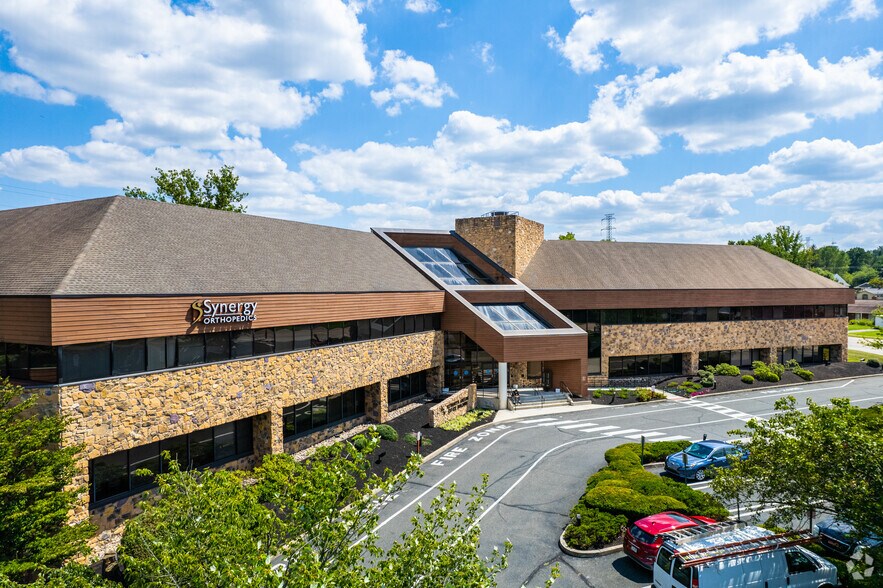 More Photos Of 920 Germantown Pike, Plymouth Meeting Medical For Lease