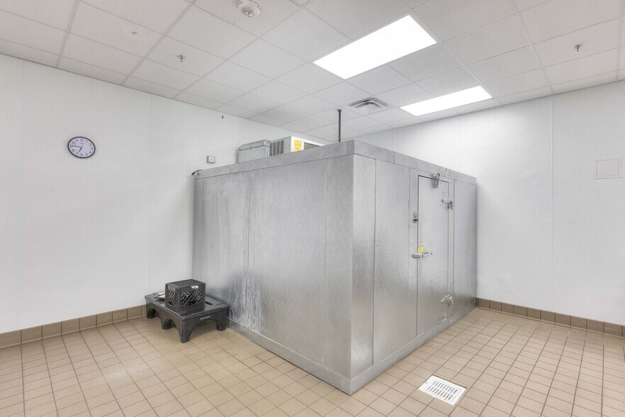 More Photos Of 9100 Hwy 290 E, Austin Research And Development For Sale