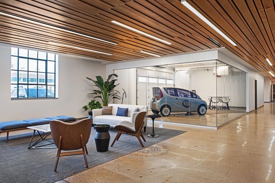 More Photos Of 6001 Cass Ave, Detroit Office For Lease