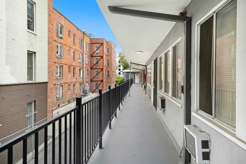 More Photos Of 1847 N Cherokee Ave, Los Angeles Apartments For Sale