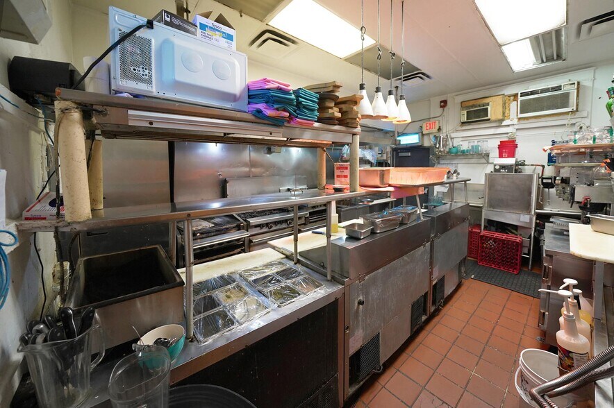 More Photos Of 328 S Main St, Ann Arbor Restaurant For Lease