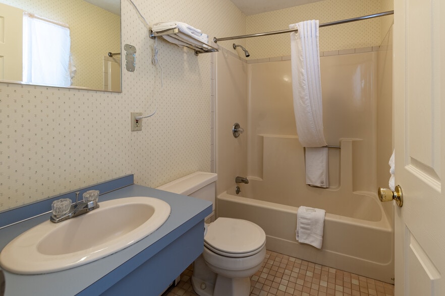 More Photos Of 2747 State Route 28, Thendara Hotel For Sale