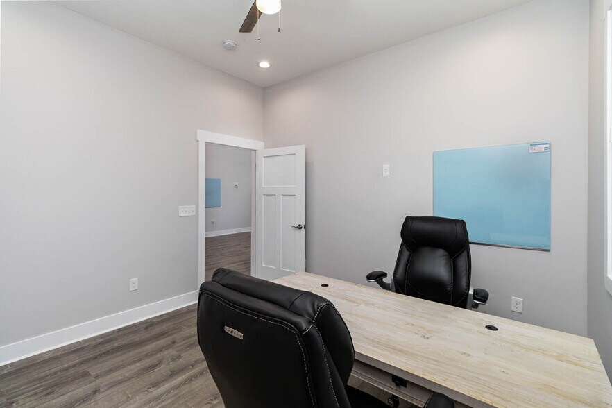 More Photos Of 125 Co Op Rd, Myrtle Beach Office Residential For Lease