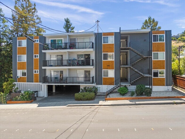 Primary Photo Of 616 Canyon Rd, Redwood City Multifamily For Sale