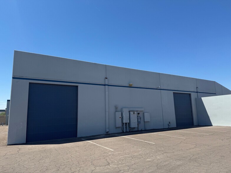 More Photos Of 2665 S La Luna, Goodyear Warehouse For Sale