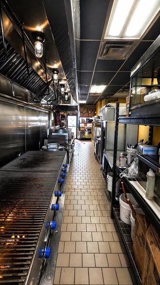 More Photos Of 163-175 Nassau Rd, Roosevelt Freestanding For Sale