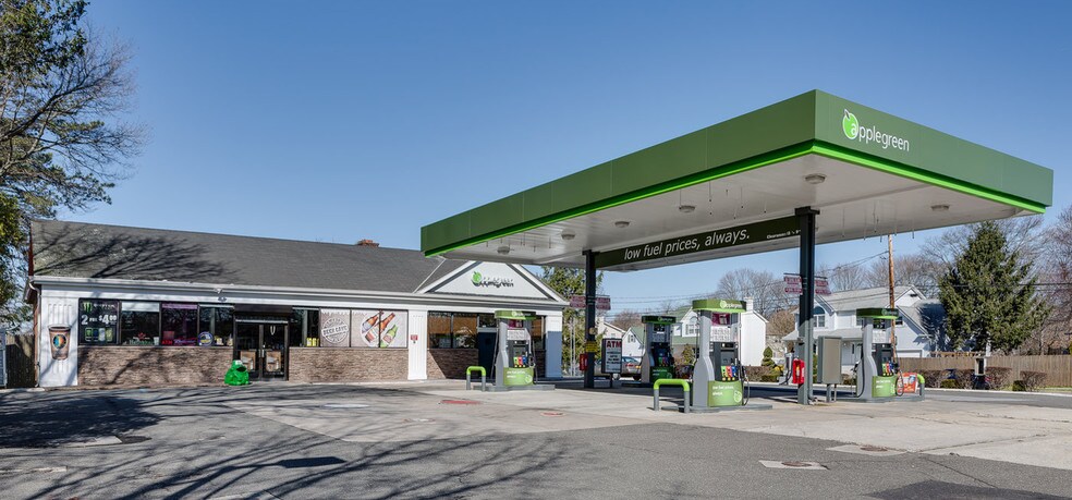 More Photos Of 540 Islip Ave, Islip General Retail For Lease