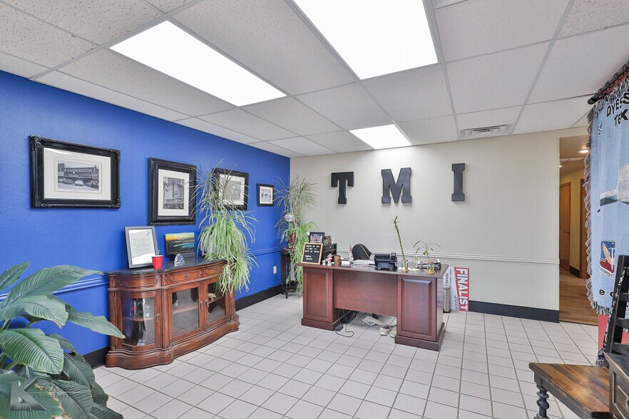 More Photos Of 2180 Maple St, Abilene Specialty For Sale