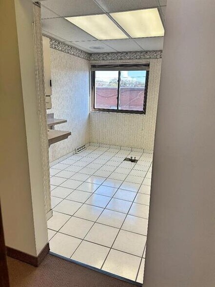 More Photos Of 5133 Brightwood Rd, Bethel Park Office Residential For Sale