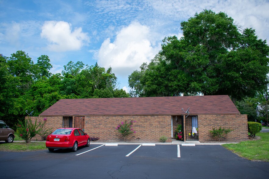 Primary Photo Of 18580 NW 234th St, High Springs Apartments For Sale