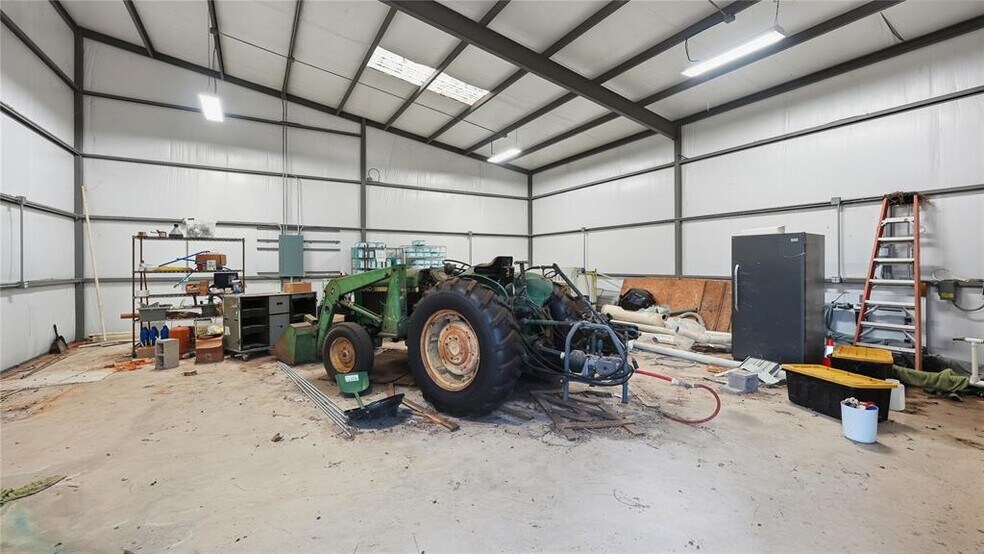 More Photos Of 2496 Highway 304, Smithville Land For Sale