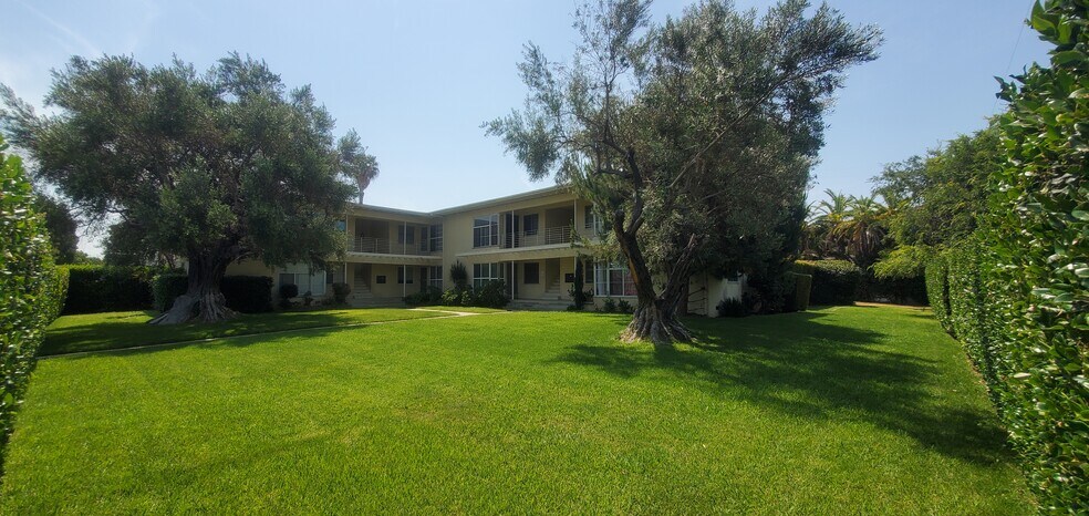 More Photos Of 5776 Clemson St, Los Angeles Apartments For Sale