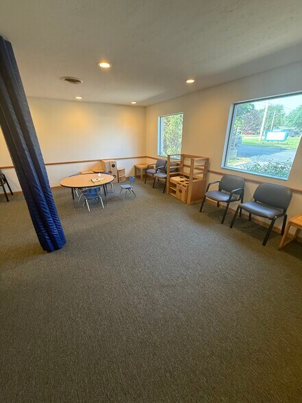 More Photos Of 1659 W 2nd St, Xenia Medical For Lease