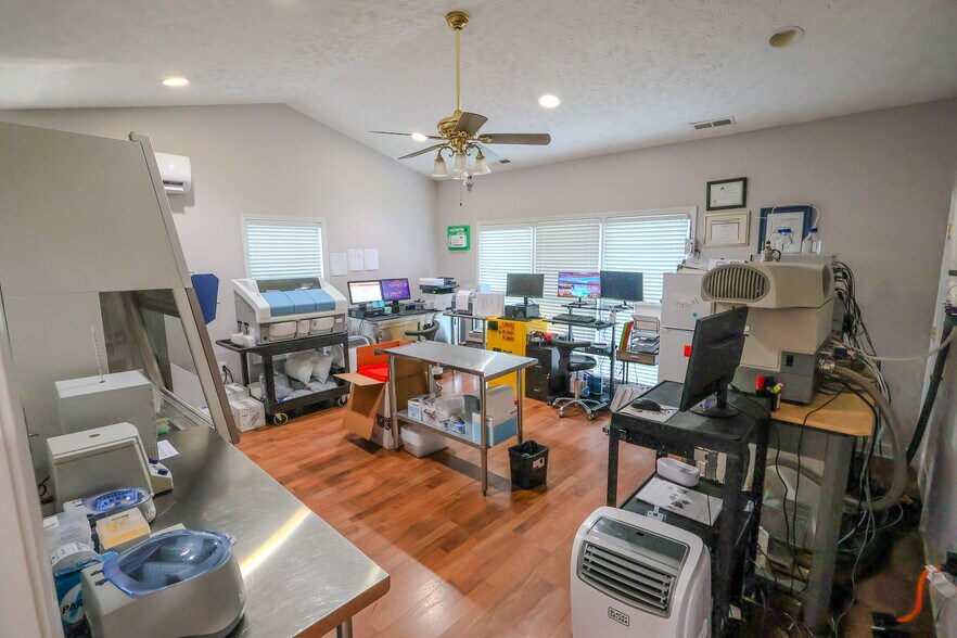 More Photos Of 2212 Hope Mills Rd, Fayetteville Office For Sale