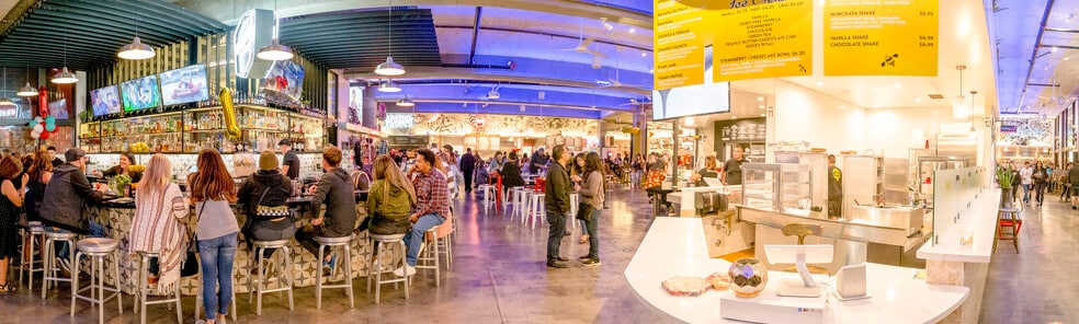 More Photos Of 3605 Market St, Riverside Parking Garage For Lease