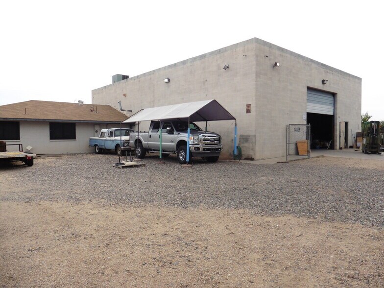Primary Photo Of 9418 N 16th Ave, Phoenix Light Distribution For Sale