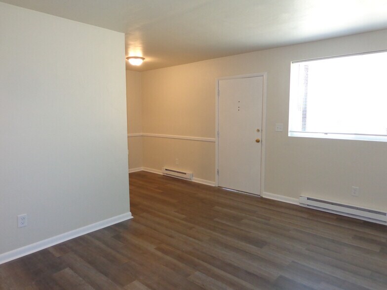 More Photos Of 5537 Iowa Ave, Norfolk Apartments For Sale