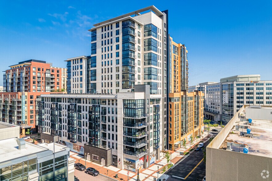 Primary Photo Of 33 Monroe St, Rockville Apartments For Lease