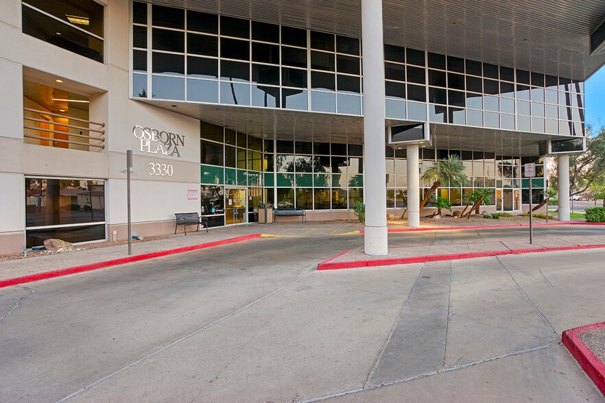 More Photos Of 3330 N 2nd St, Phoenix Medical For Lease