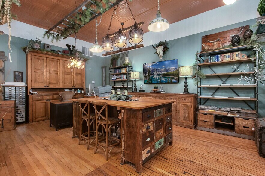 More Photos Of 308 S 2nd St, Laramie Storefront Retail Residential For Sale