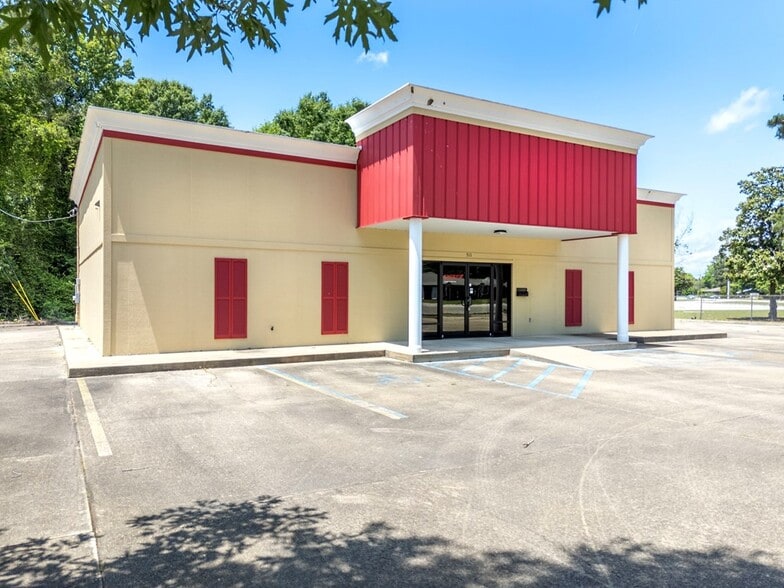 More Photos Of 511 State Docks Rd, Eufaula Medical For Sale