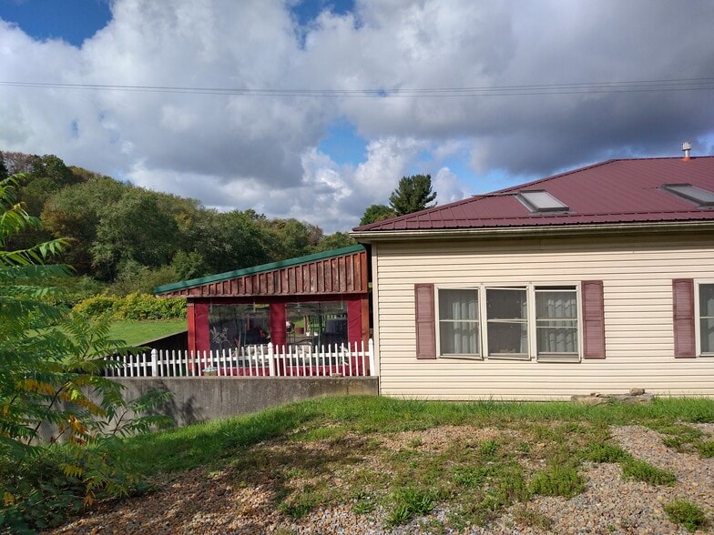 More Photos Of 98 Foundry St, Punxsutawney Assisted Living For Sale