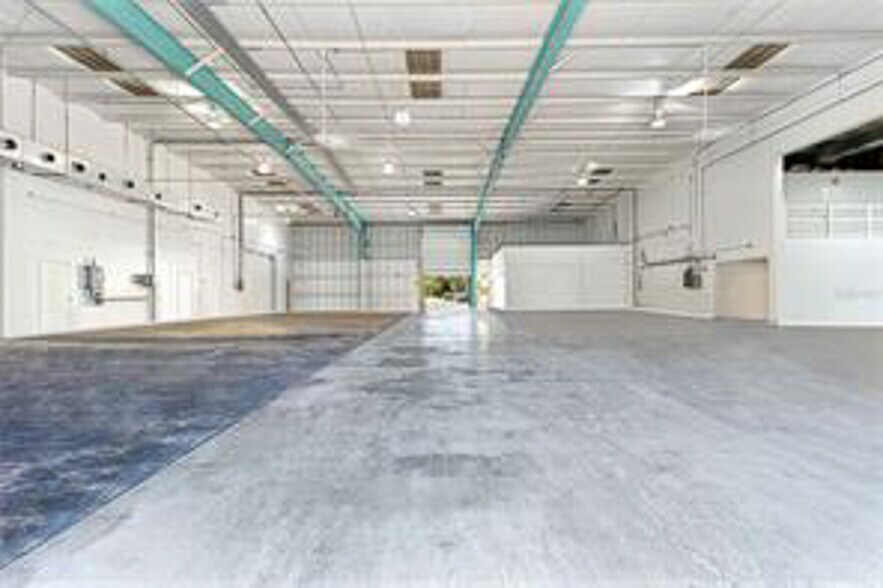 More Photos Of 4547 NW 44th Ave, Ocala Warehouse For Lease