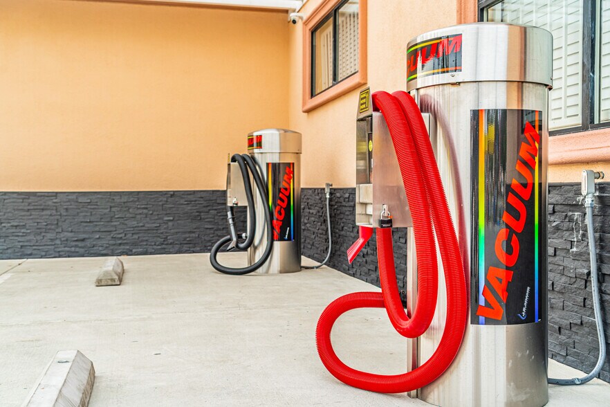 More Photos Of 506 W Orange Grove Ave, Pomona Carwash For Sale
