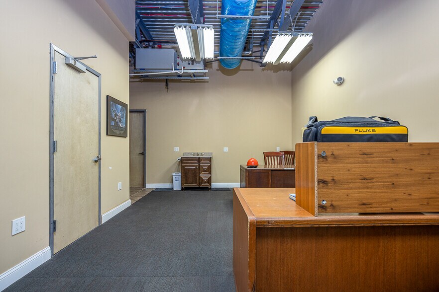 More Photos Of 1 Ten Eyck St, Stony Point General Retail For Sale